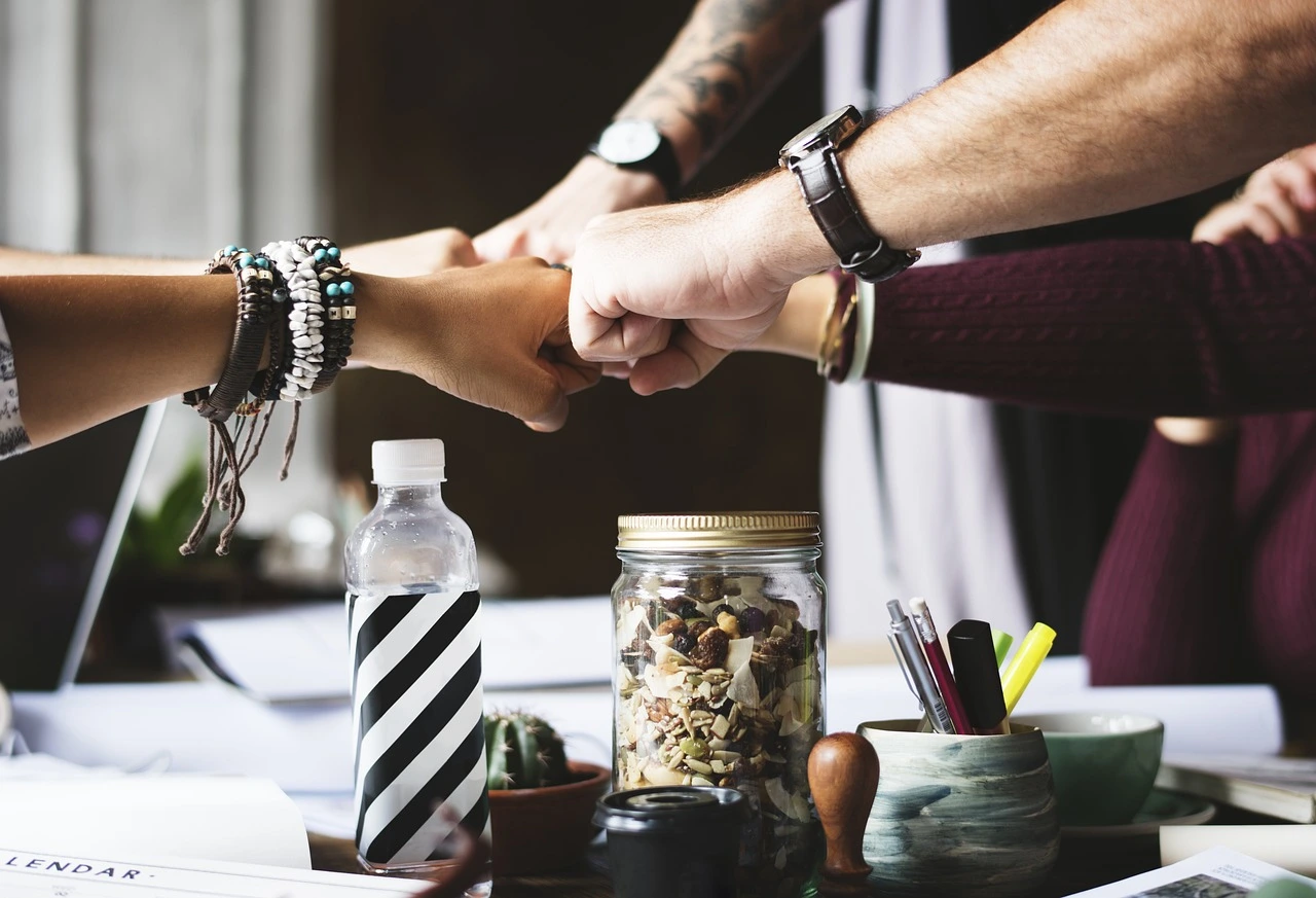 Franchise vs. Independent Business: What’s Better in 2025?